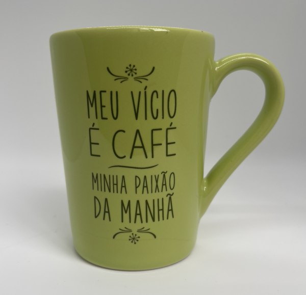 Caneca "Meu Vício é Café, Minha Paixão da Manhã" 